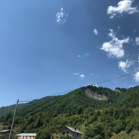 Hotel White Mountains • Თეთრი Მთები Местия Екстериор снимка